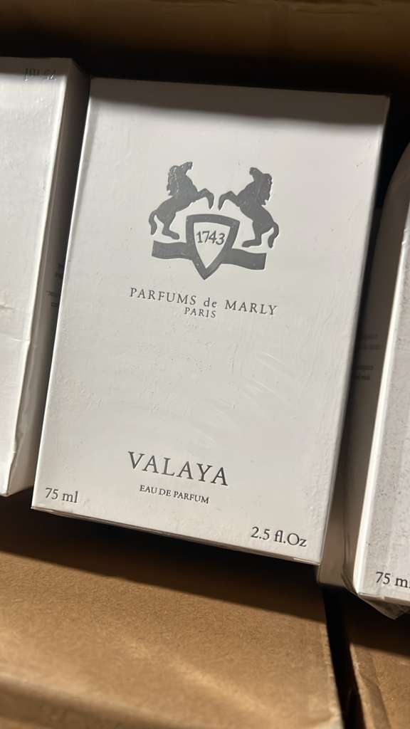 Valaya Eau de Parfum Spray 75ml / 2.5 oz Women’s Perfume – Floral Woody Musk Fragrance